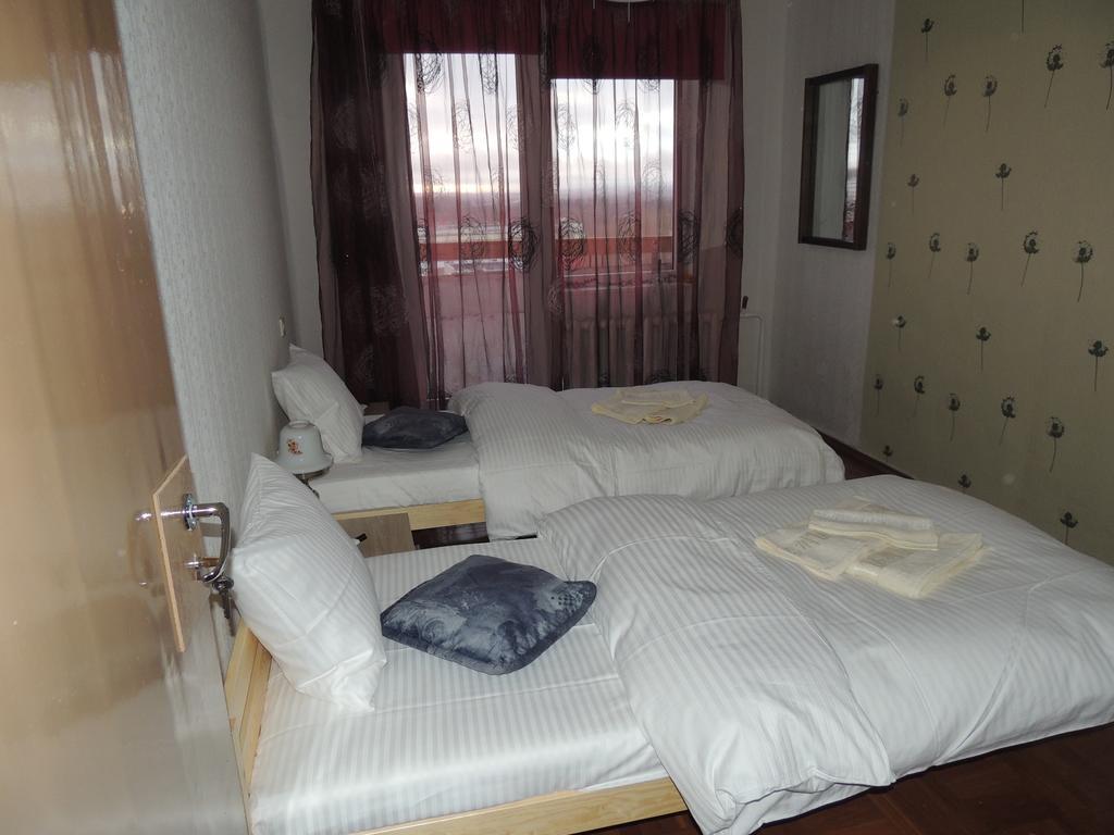 Lohkva Kivilinna Homestay חדר תמונה